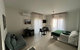 Maqueda Suites